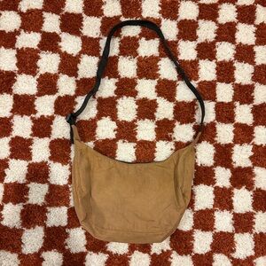 BAGGU Medium Nylon Crescent Bag | Brown